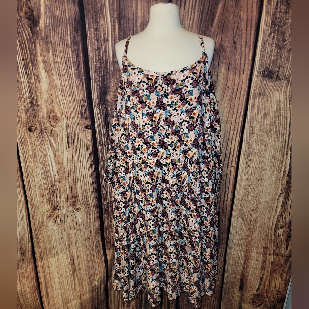 Torrid Dress Size 4(26/4X) Multicolor Floral